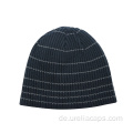 Leere Winter-Beanie-Kappe